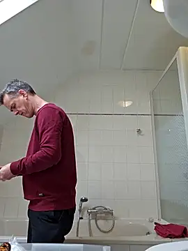 Hectorthyssen1 online show from 02-28-25, 12:09