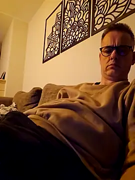 Hectorthyssen1 online show from 10-15-25, 10:43