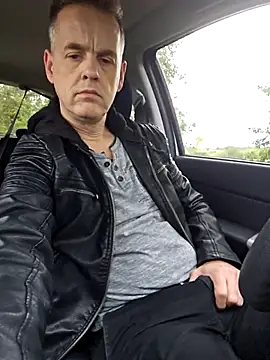 Hectorthyssen1 online show from 10-17-25, 02:19