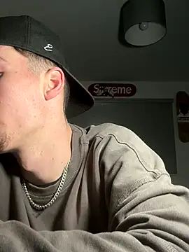 MikesWood21 online show from 12-03-24, 02:25