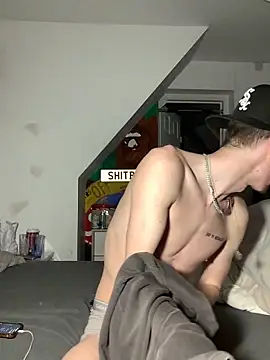 MikesWood21 online show from 01-13-25, 04:07