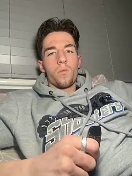 MikesWood21 online show from 02-14-25, 01:02