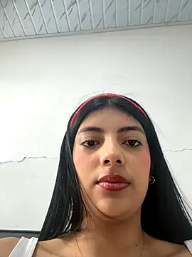 Baby Niels online show from 10-25-25, 04:46