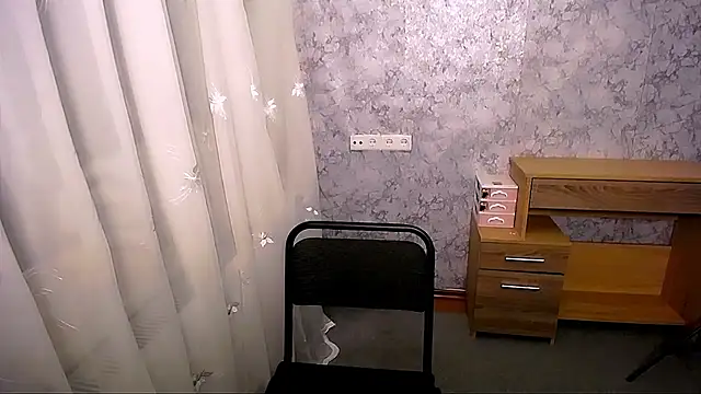 Queen ofLove online show from 12-23-24, 01:56