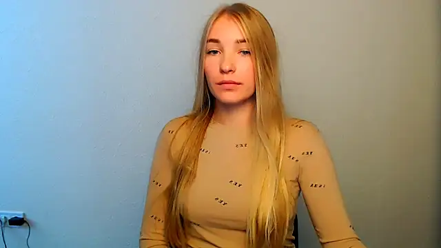 Queen ofLove online show from 10-12-25, 11:42