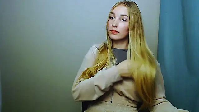 Queen ofLove online show from 11-28-25, 11:29