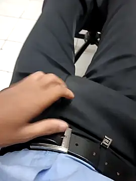 Snapshot of crrazy_boy1_ chatting on 03-03-26, 05:30 crrazy boy1 online show from 03-03-26, 05:30