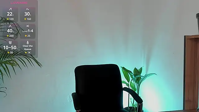 CherryyBrrr1 online show from 12-14-25, 03:06