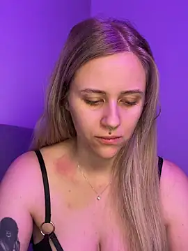 lunawolf21 online show from 01-16-26, 07:34