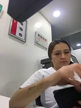 Keittly  online show from 02-27-25, 06:29