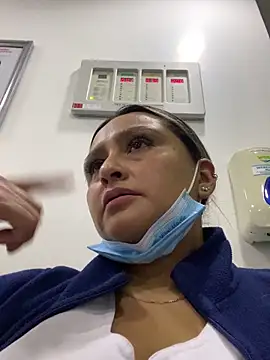 Keittly  online show from 12-20-25, 01:34