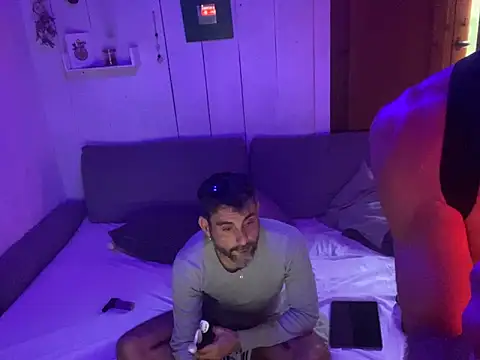 trebord77 online show from 12-21-24, 03:09