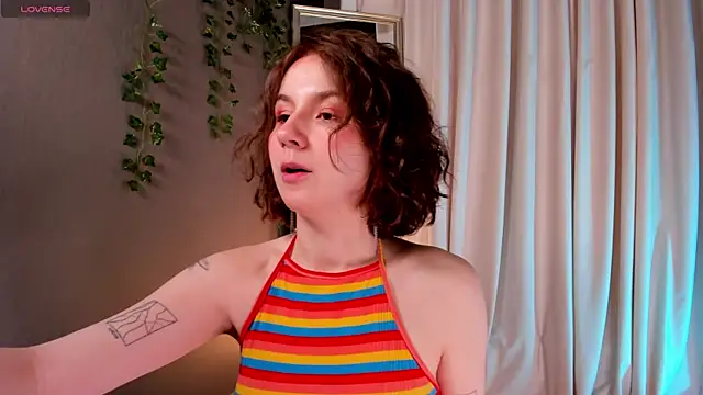 Snapshot of mind_game chatting on 02-02-25, 05:42 mind game online show from 02-02-25, 05:42