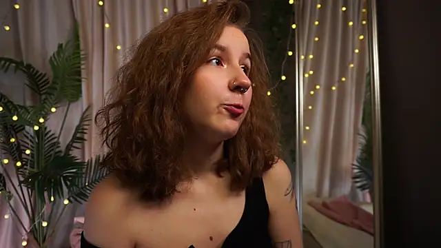 Snapshot of mind_game chatting on 10-12-25, 05:50 mind game online show from 10-12-25, 05:50