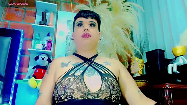 Snapshot of nauthyvalentina chatting on 02-16-26, 08:16 nauthyvalentina online show from 02-16-26, 08:16