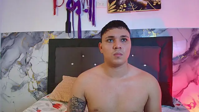 couple lovelyds online show from 04-15-26, 09:37