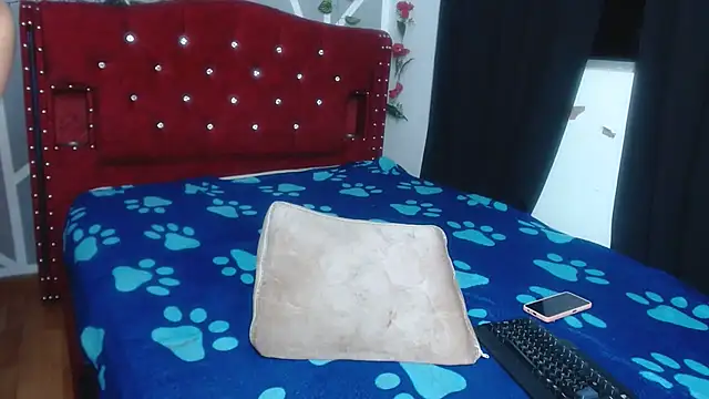 stephanieross202cl online show from 03-13-25, 06:16