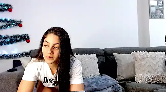 sweet sara2 online show from 12-22-24, 11:20