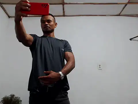 fernandez latinblackk online show from 12-30-24, 02:09