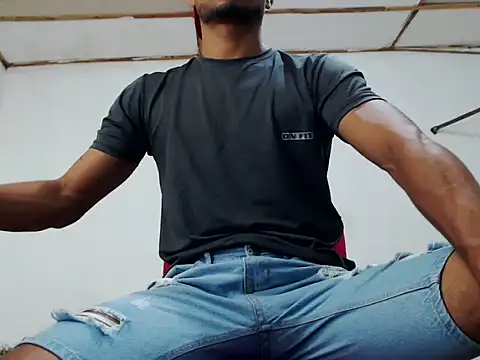 fernandez latinblackk online show from 01-04-25, 03:40