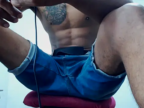 fernandez latinblackk online show from 01-22-25, 05:17