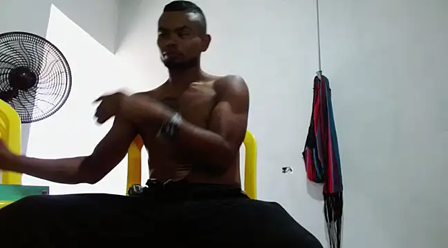 fernandez latinblackk online show from 03-09-25, 05:17