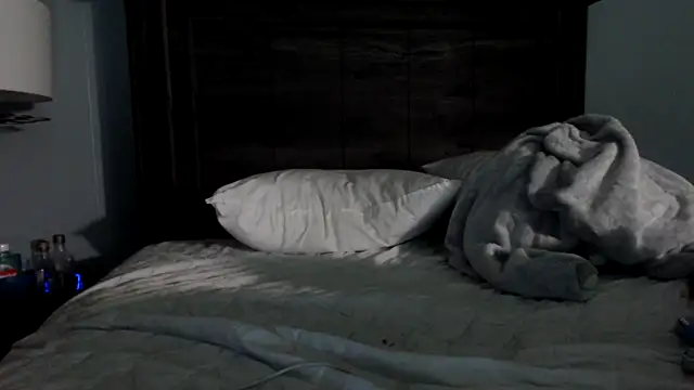 Snapshot of chased21 chatting on 12-02-25, 06:41 chased21 online show from 12-02-25, 06:41