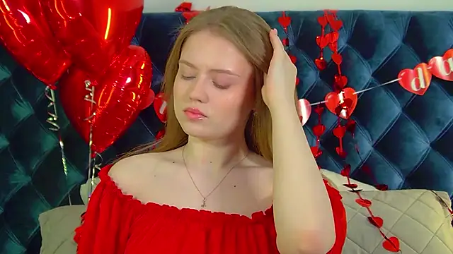 SelinSwarovski online show from 02-13-26, 04:25