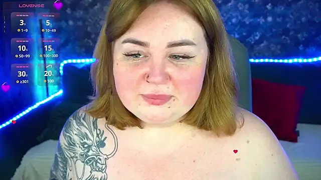 Snapshot of ZaraReignn chatting on 12-21-24, 12:42 ZaraReignn online show from 12-21-24, 12:42