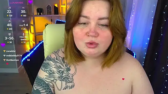 Snapshot of ZaraReignn chatting on 01-04-25, 03:18 ZaraReignn online show from 01-04-25, 03:18