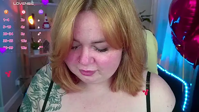 Snapshot of ZaraReignn chatting on 02-13-25, 09:17 ZaraReignn online show from 02-13-25, 09:17