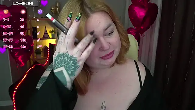 Snapshot of ZaraReignn chatting on 02-23-25, 09:16 ZaraReignn online show from 02-23-25, 09:16