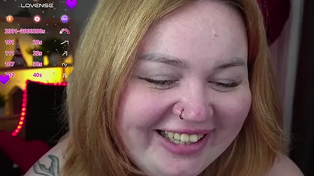 Snapshot of ZaraReignn chatting on 02-24-25, 03:23 ZaraReignn online show from 02-24-25, 03:23