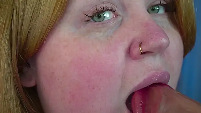 Snapshot of ZaraReignn chatting on 03-19-25, 03:20 ZaraReignn online show from 03-19-25, 03:20