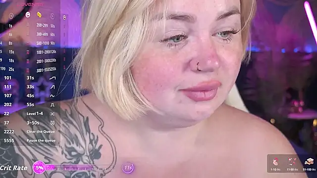 Snapshot of ZaraReignn chatting on 09-28-25, 07:30 ZaraReignn online show from 09-28-25, 07:30