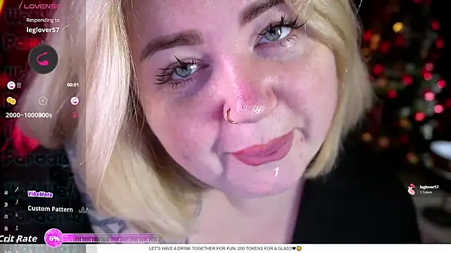 Snapshot of ZaraReignn chatting on 01-16-26, 08:46 ZaraReignn online show from 01-16-26, 08:46