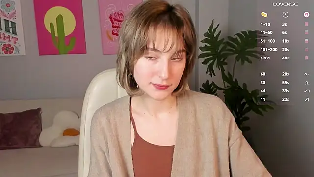 LuxRayi online show from 02-14-26, 05:37