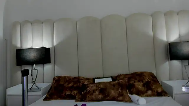 NataGarcia online show from 12-26-24, 06:12