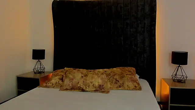 NataGarcia online show from 09-17-25, 03:03