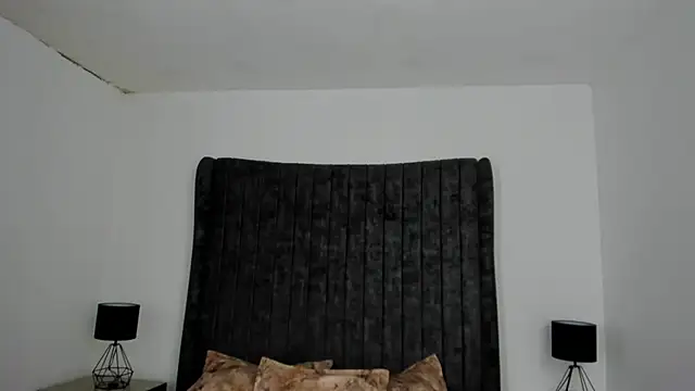 NataGarcia online show from 12-04-25, 04:27