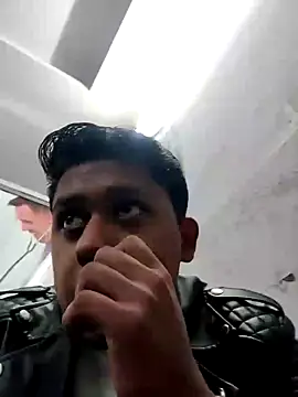 Snapshot of sailord chatting on 01-01-25, 02:31 sailord online show from 01-01-25, 02:31