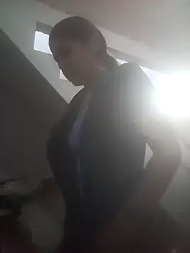 Snapshot of 02julieta chatting on 01-22-25, 02:03 02julieta online show from 01-22-25, 02:03