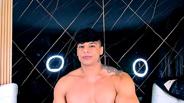 Owen Muzcle online show from 11-06-25, 09:26