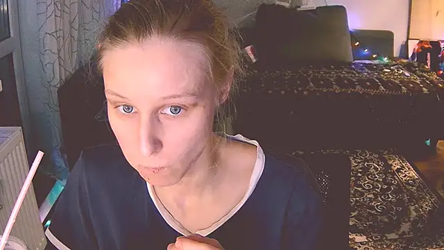 KatiKate online show from 01-04-25, 07:13