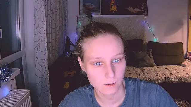 KatiKate online show from 01-11-25, 02:15