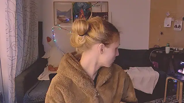 KatiKate online show from 02-21-25, 03:21