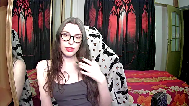 Snapshot of bluerose00 chatting on 03-07-25, 06:11 bluerose00 online show from 03-07-25, 06:11