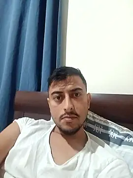 Snapshot of abrayus chatting on 01-17-26, 11:26 abrayus online show from 01-17-26, 11:26