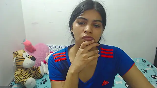 Snapshot of Pocahontas_Princess_ chatting on 03-19-25, 04:02 Pocahontas Princess online show from 03-19-25, 04:02