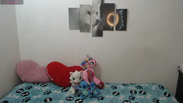 Snapshot of Pocahontas_Princess_ chatting on 10-01-25, 03:18 Pocahontas Princess online show from 10-01-25, 03:18